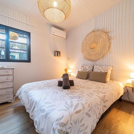 Villa Latrille - Piscine - Sauna - Jacuzzi 라 살린 레 뱅 외부 사진