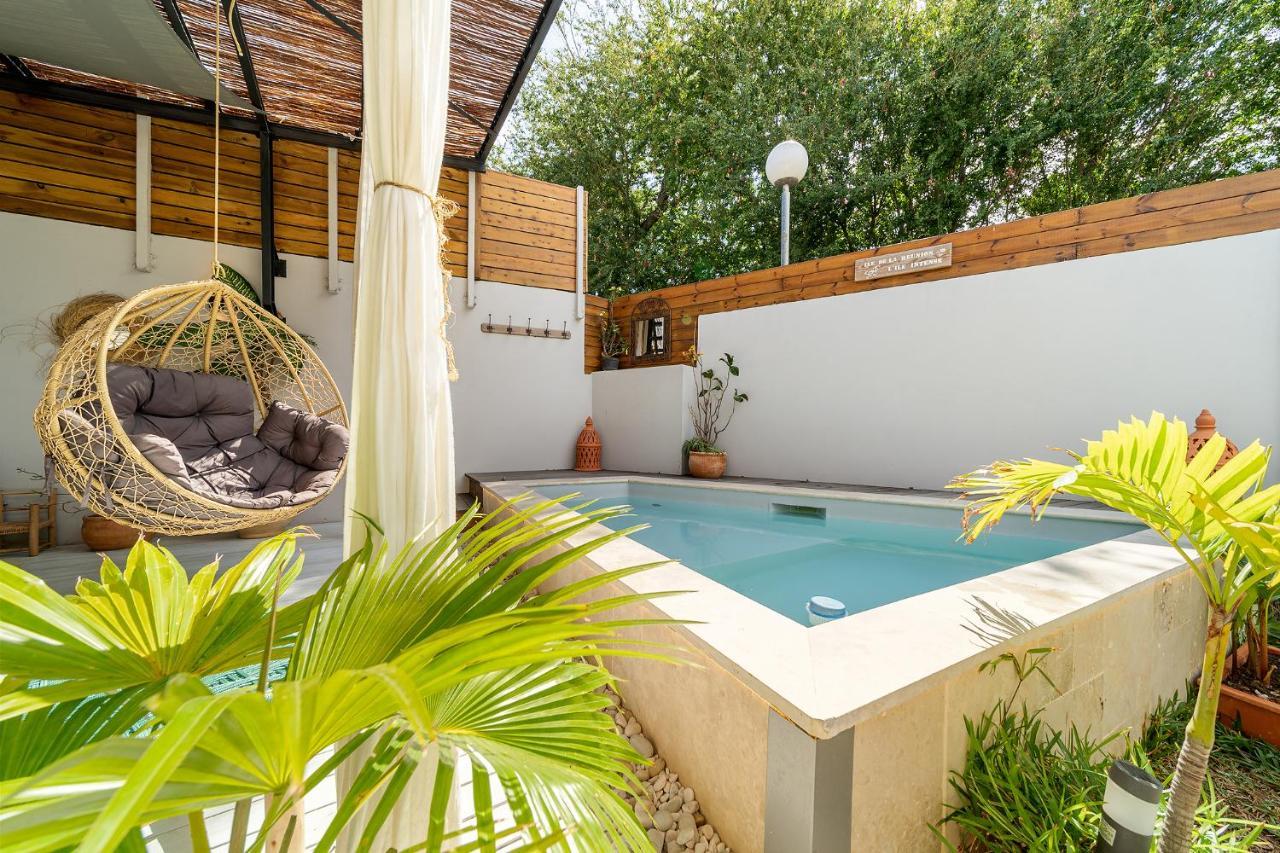 Villa Latrille - Piscine - Sauna - Jacuzzi 라 살린 레 뱅 외부 사진